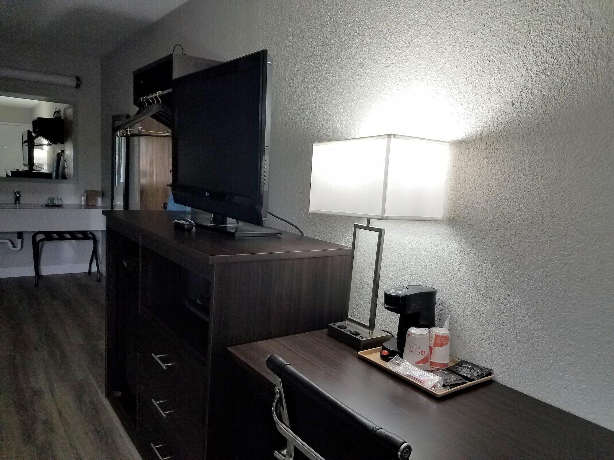Quality Inn Emporia Extérieur photo