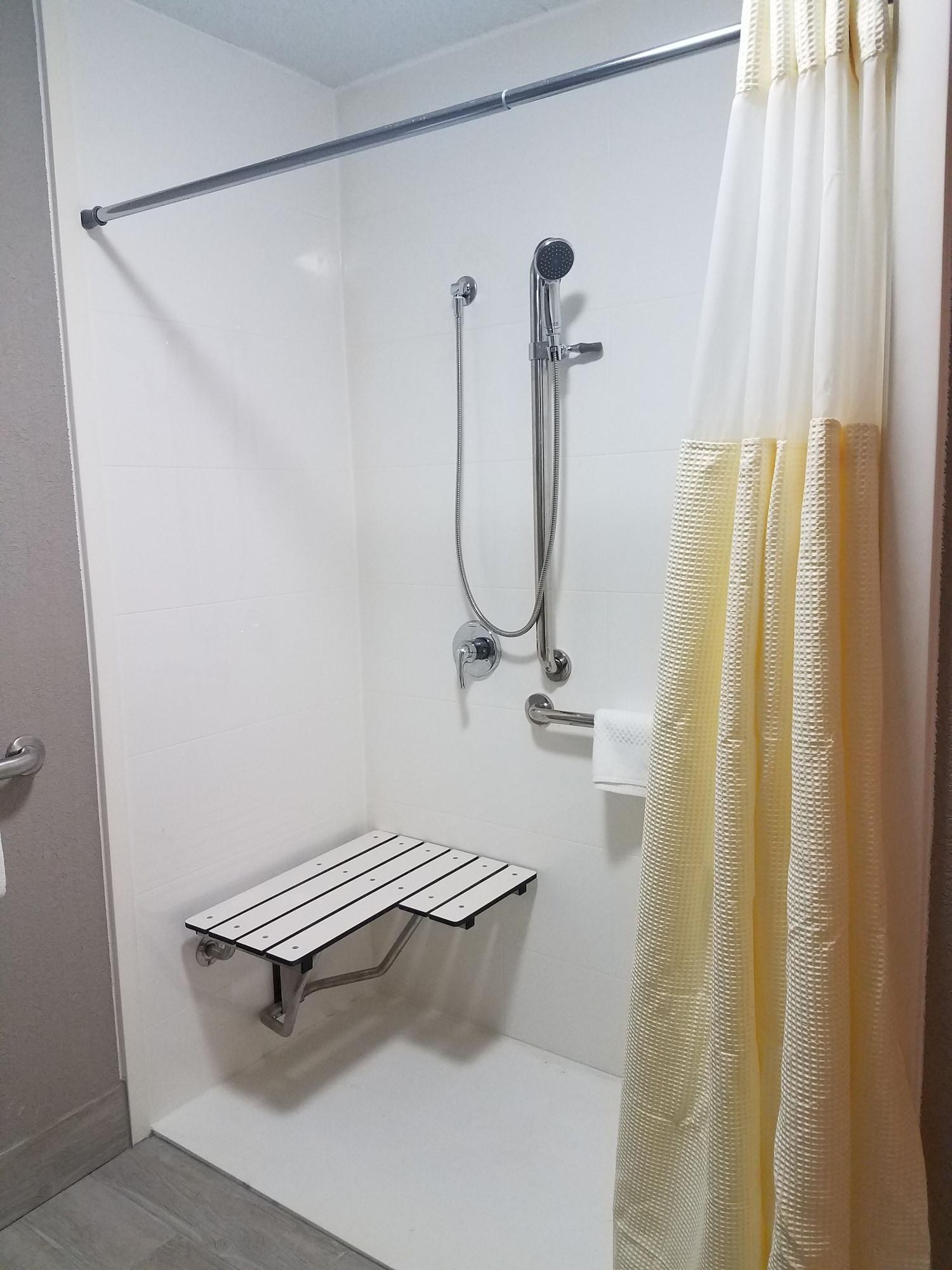 Quality Inn Emporia Extérieur photo