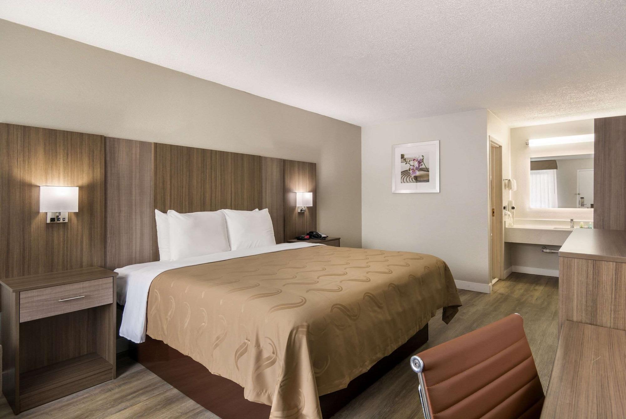 Quality Inn Emporia Extérieur photo