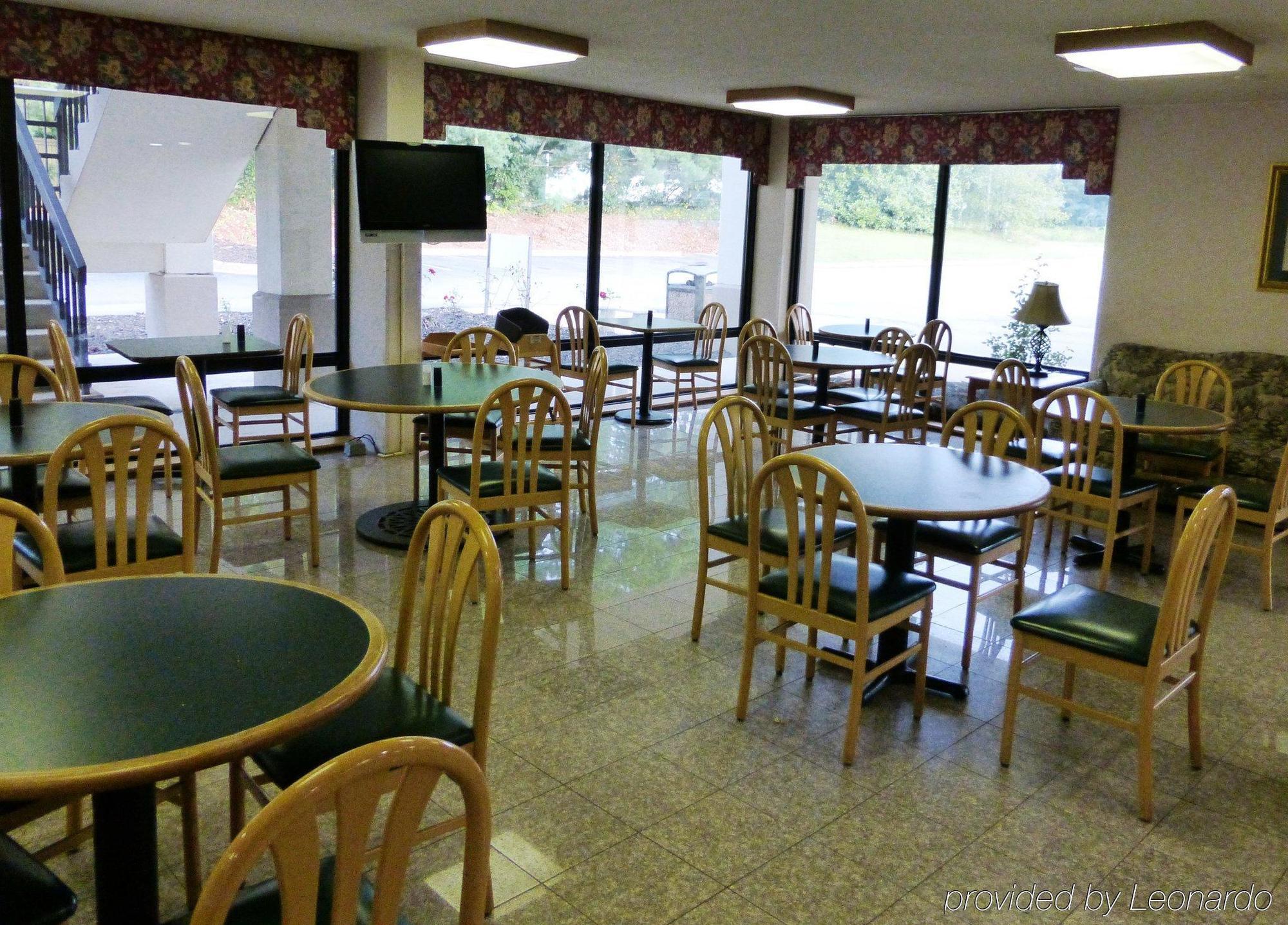 Quality Inn Emporia Extérieur photo